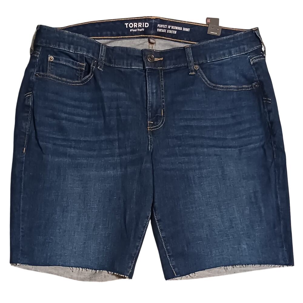 Torrid Perfect Bermuda Short Dark Wash Denim Vintage Stretch size 16 NWT